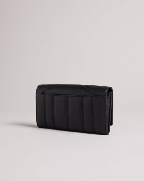 AYVE - Ted Baker Small good